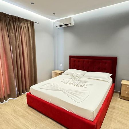Studios&Apartment Niko Luka Ksamil Esterno foto