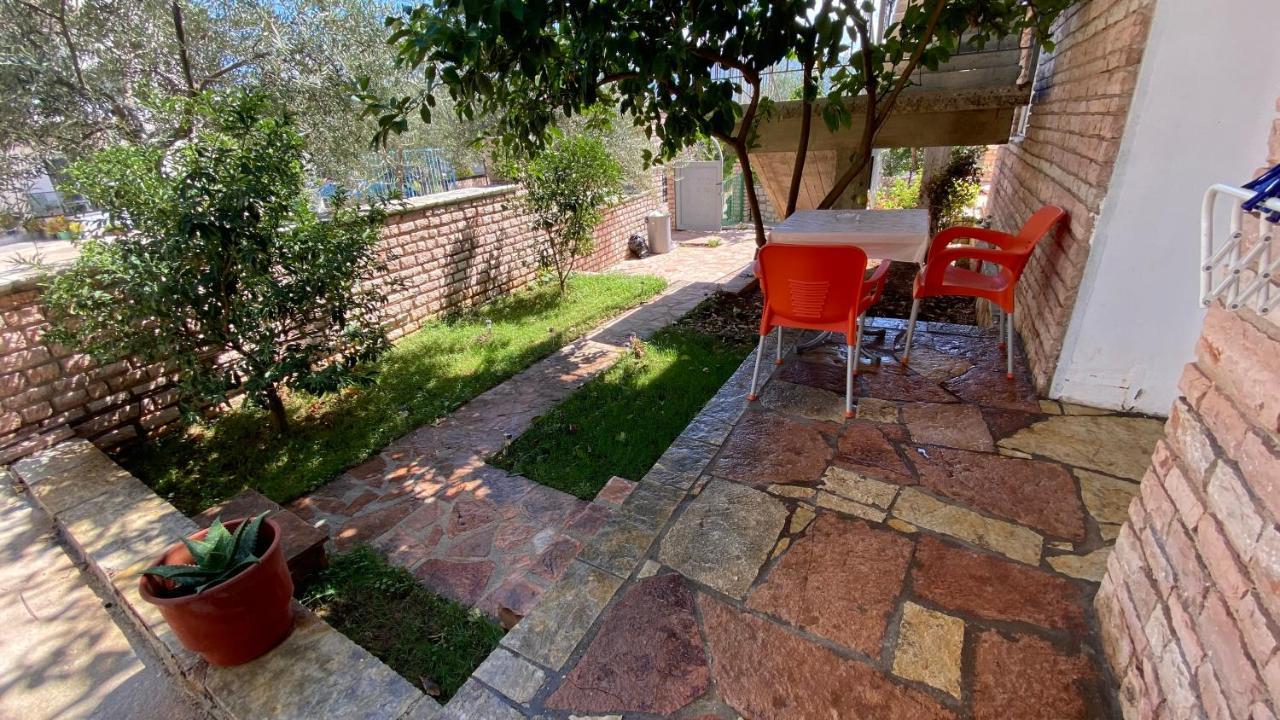Studios&Apartment Niko Luka Ksamil Esterno foto