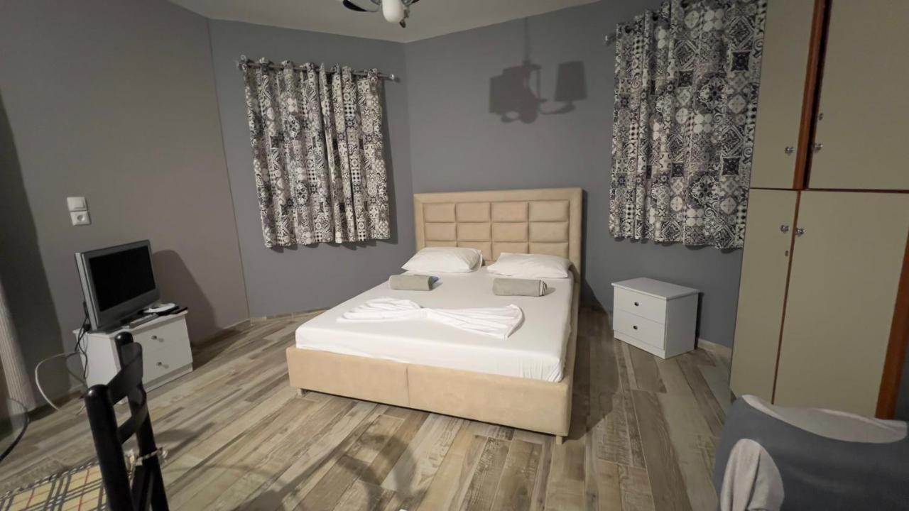 Studios&Apartment Niko Luka Ksamil Esterno foto