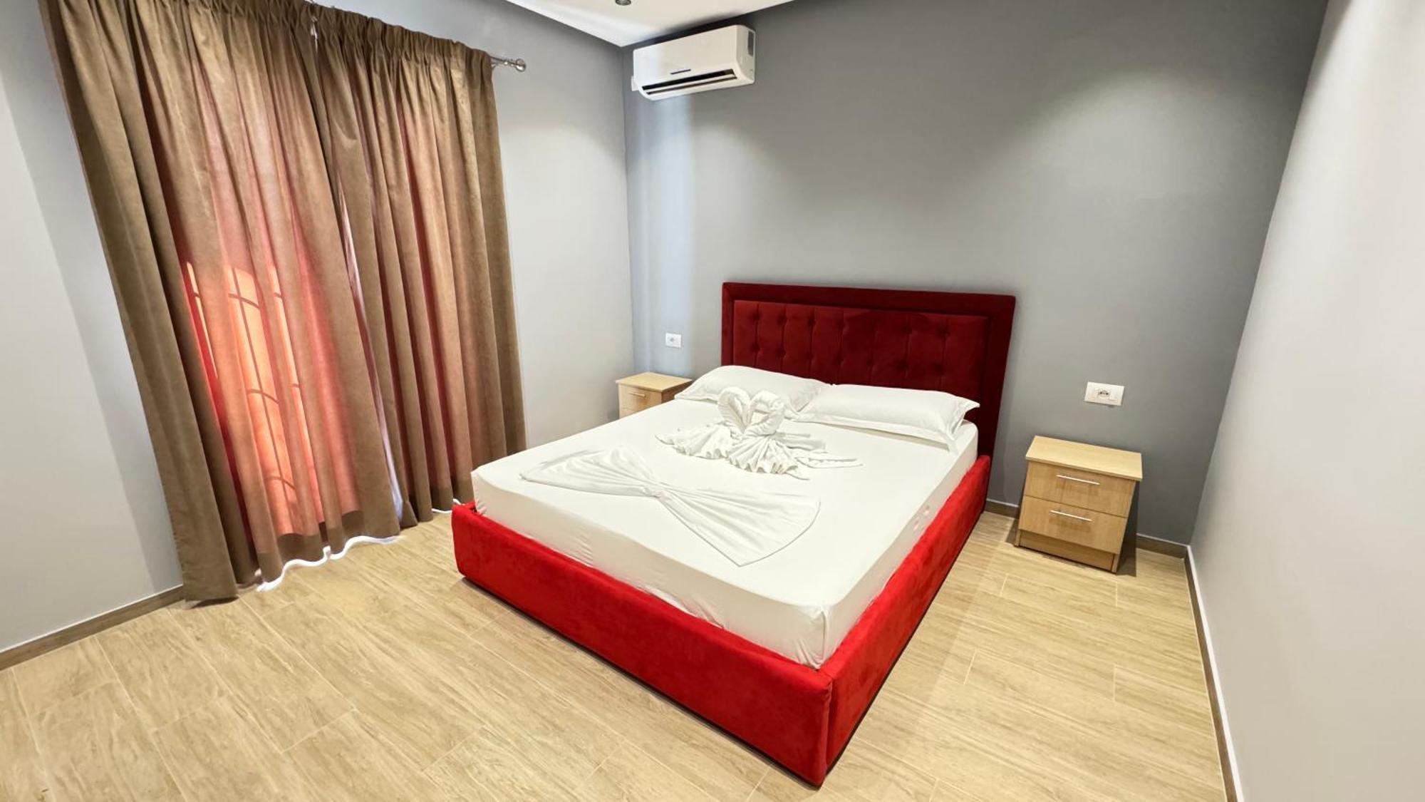 Studios&Apartment Niko Luka Ksamil Esterno foto