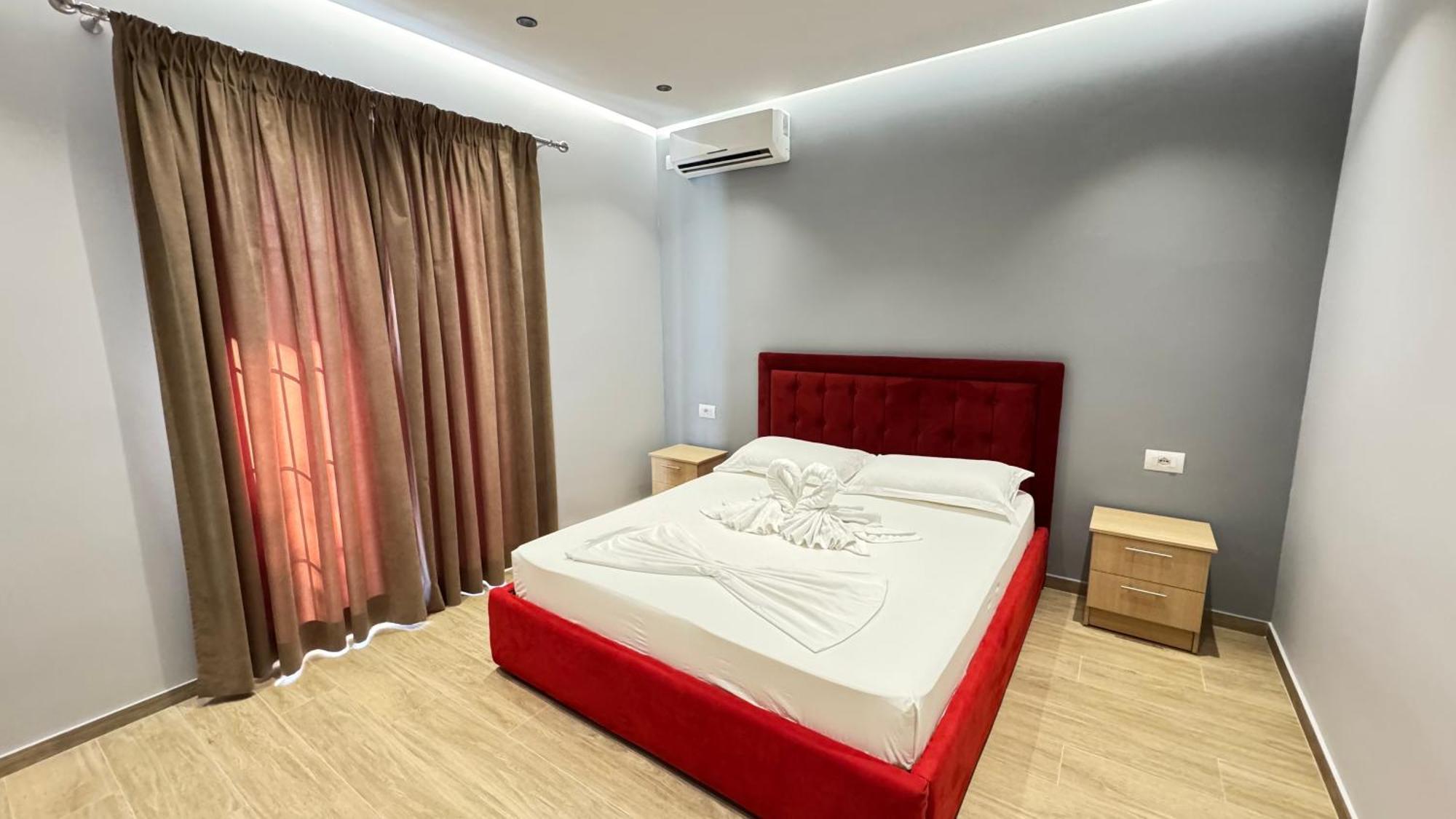Studios&Apartment Niko Luka Ksamil Esterno foto